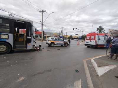 De acordo com a MCTrans, agentes fizeram desvios adequados para garantir a fluidez do tráfego. Aós a retirada dos veículos, o trânsito foi liberado.