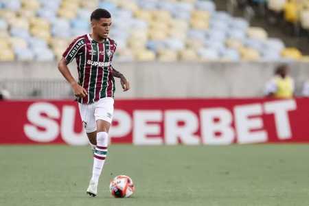Riquelme é um os destaques das categorias de base do Fluminense