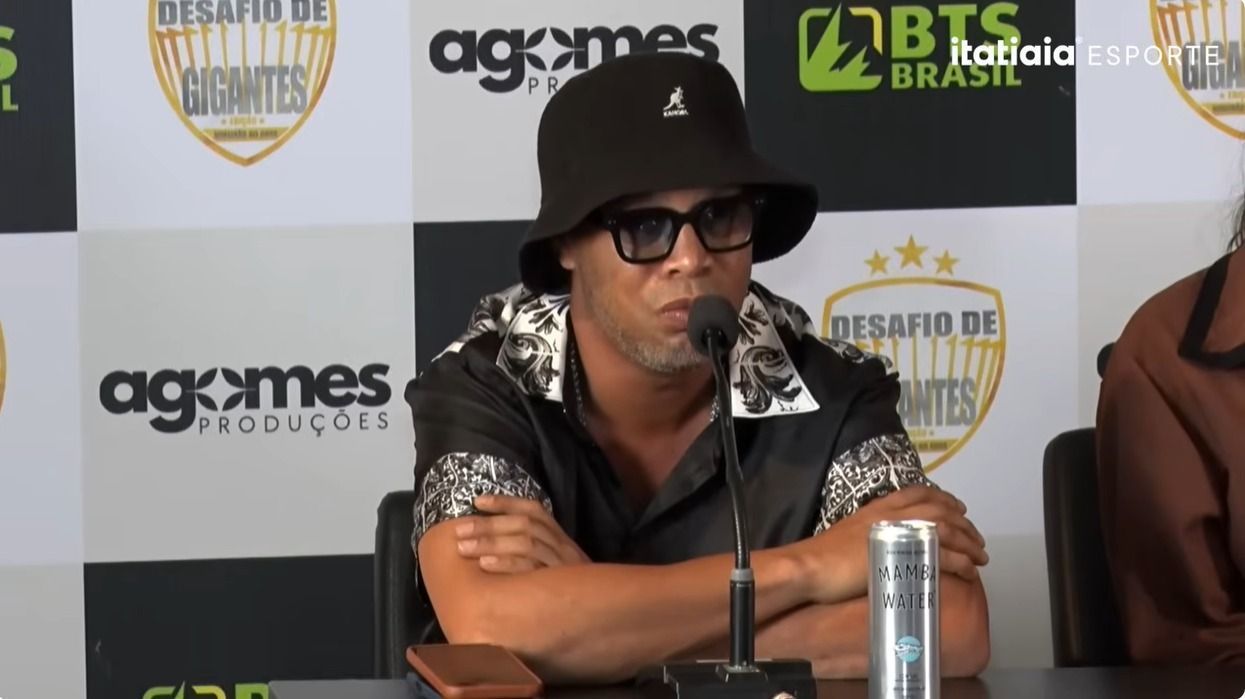 Ronaldinho Gaúcho reage a comparações com Neymar e opina sobre Seleção Brasileira