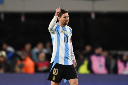 Lionel Messi em ação pelo último jogo em casa pela Seleção Argentina, nesta quinta-feira(4)