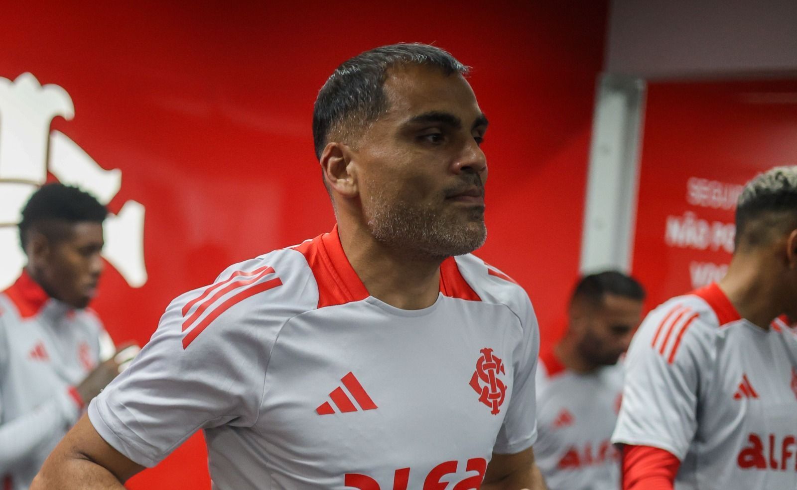 Quarteto fica apto para assinar pré-contrato e pode deixar o Inter ‘de graça’