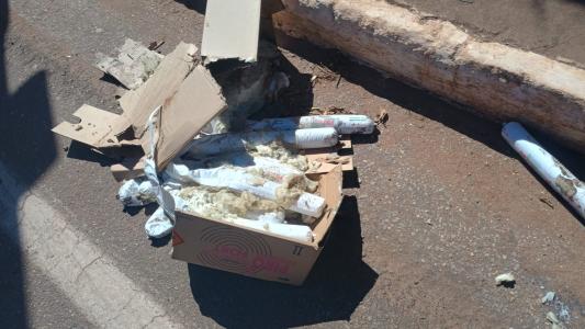 Caixa com explosivos encontrados
