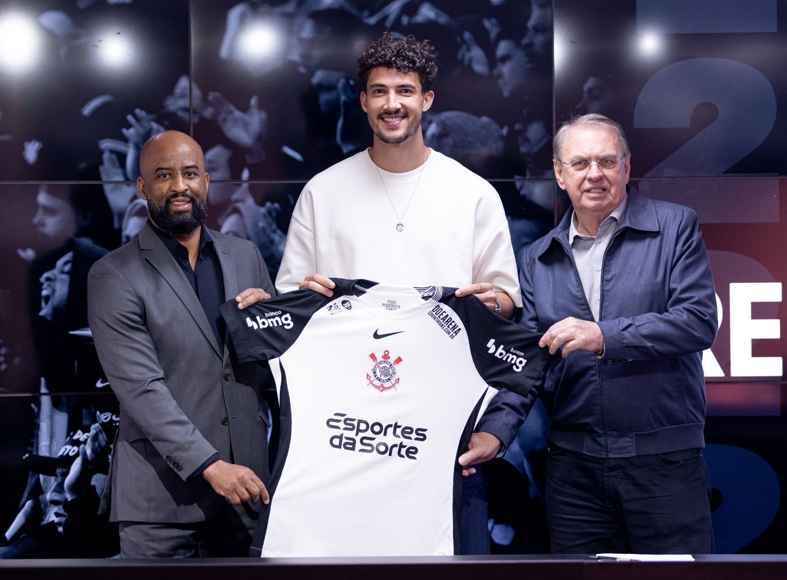 Gustavo Henrique priorizou Corinthians em meio a sondagens de clubes brasileiros