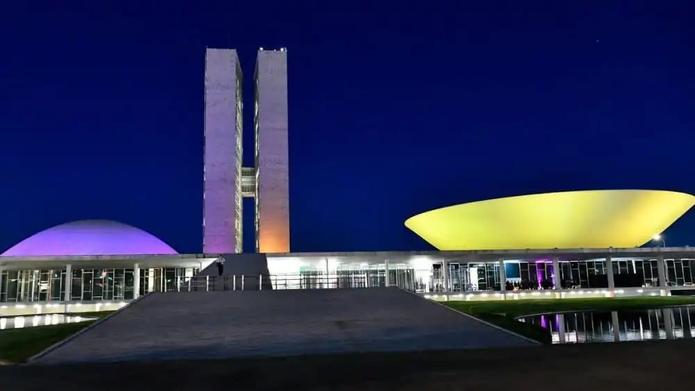 Prefeitos se mobilizam em Brasília por mais recursos para municípios