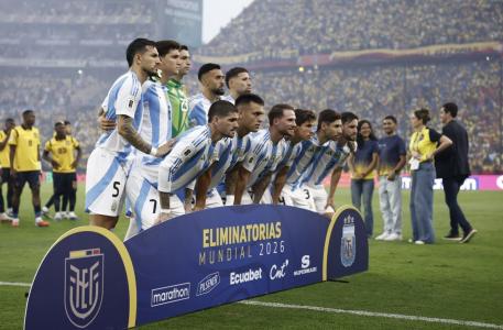Titular da Argentina é expulso e está fora da partida de estreia do Mundial, em 2026
