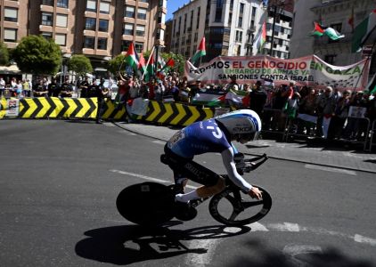 Protestos pró-Palestina durante realização da Volta da Espanha de ciclismo