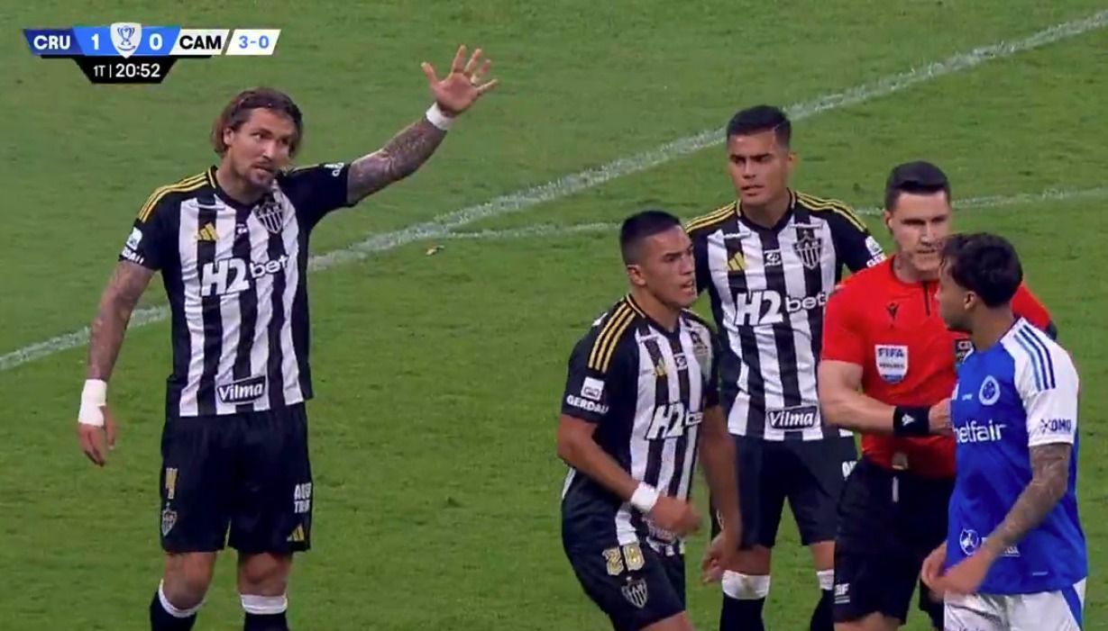 Foi pênalti de Lyanco em Cruzeiro x Atlético? Comentarista responde