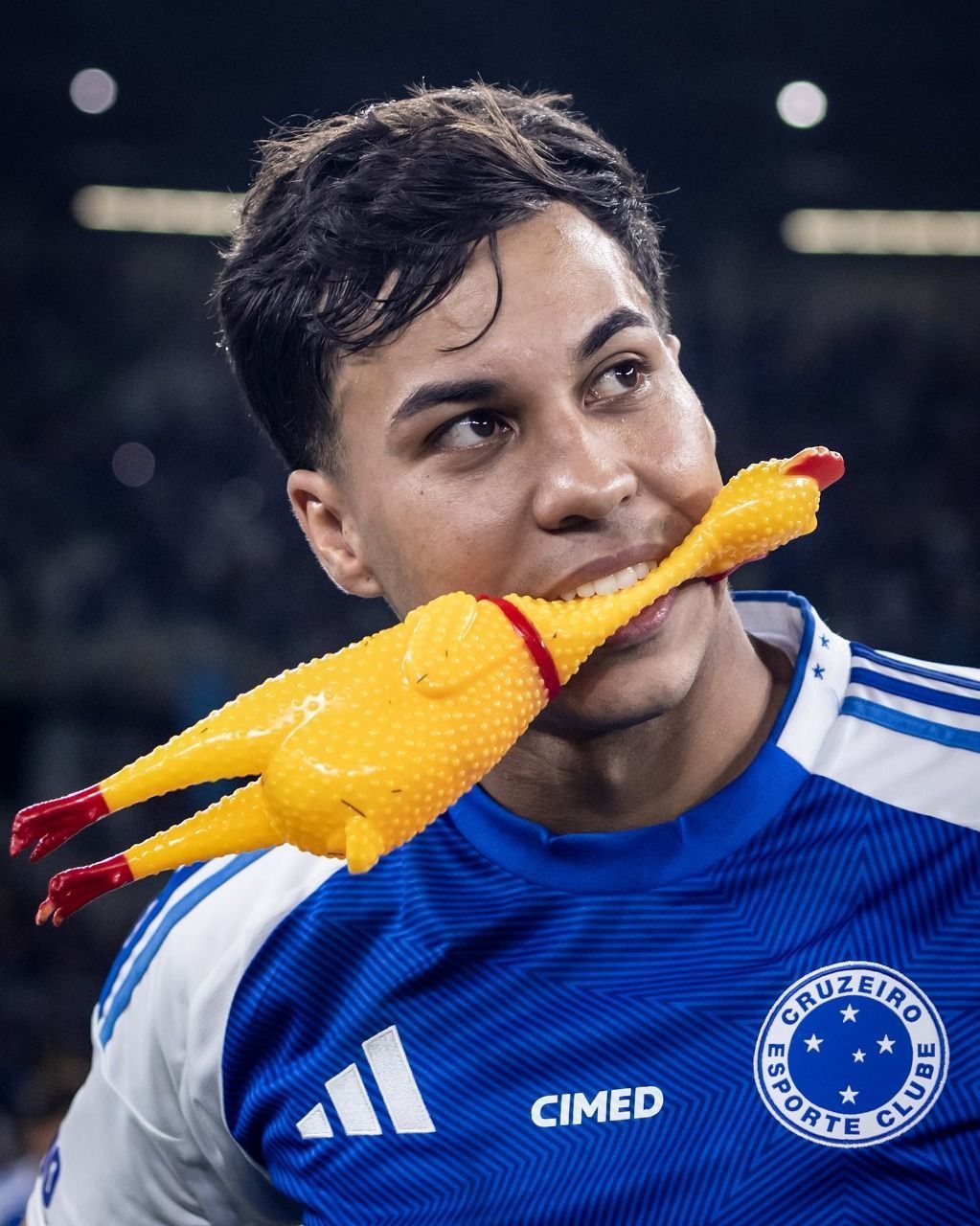 Após brilhar pelo Cruzeiro no clássico, Kaio Jorge emenda provocações ao Atlético