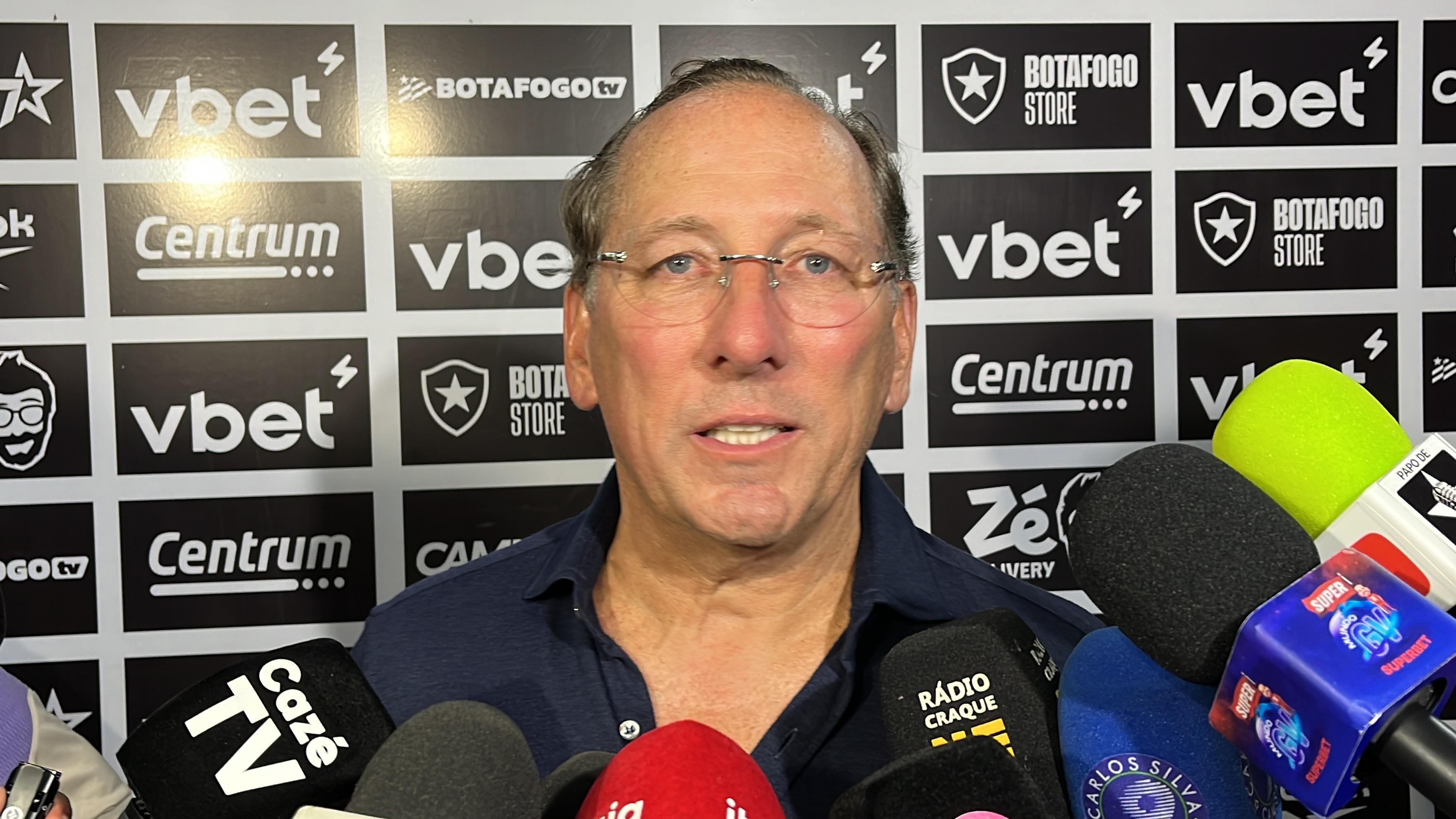 Textor garante que disputa pelo controle da SAF do Botafogo foi encerrada: 'É passado'