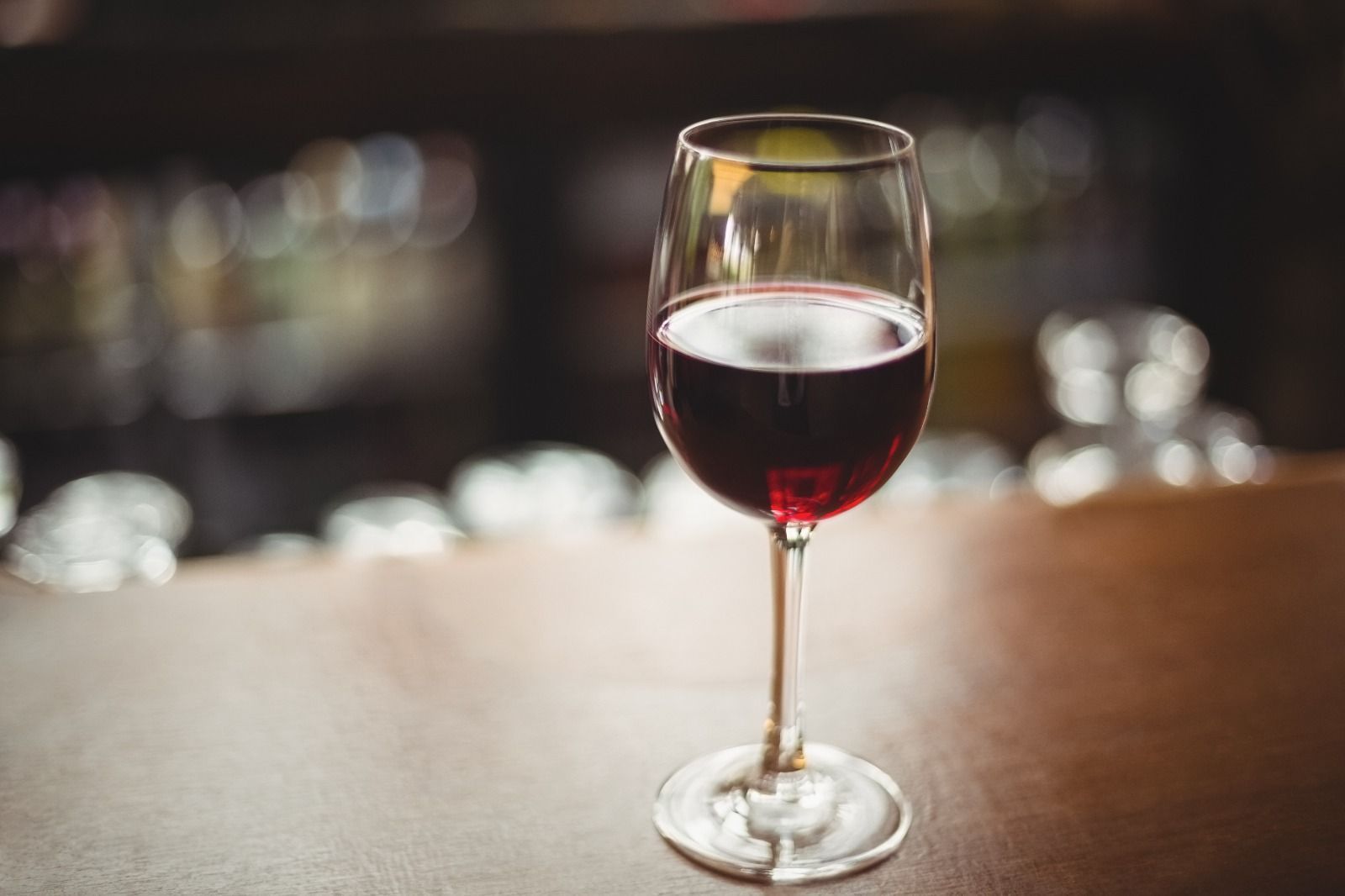 Adulteração por metanol: vinho, chope e cerveja também correm risco?