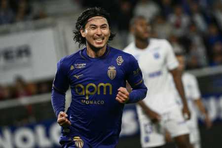 Minamino é desfalque na Copa do Mundo • ARNAUD FINISTRE / AFP