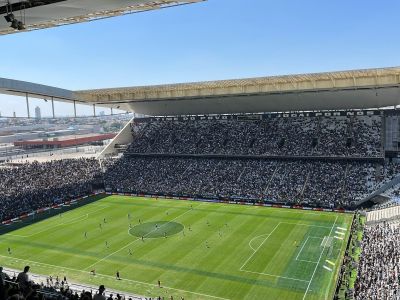 Torcida do Corinthians fez uma bonita festa na Neo Química Arena