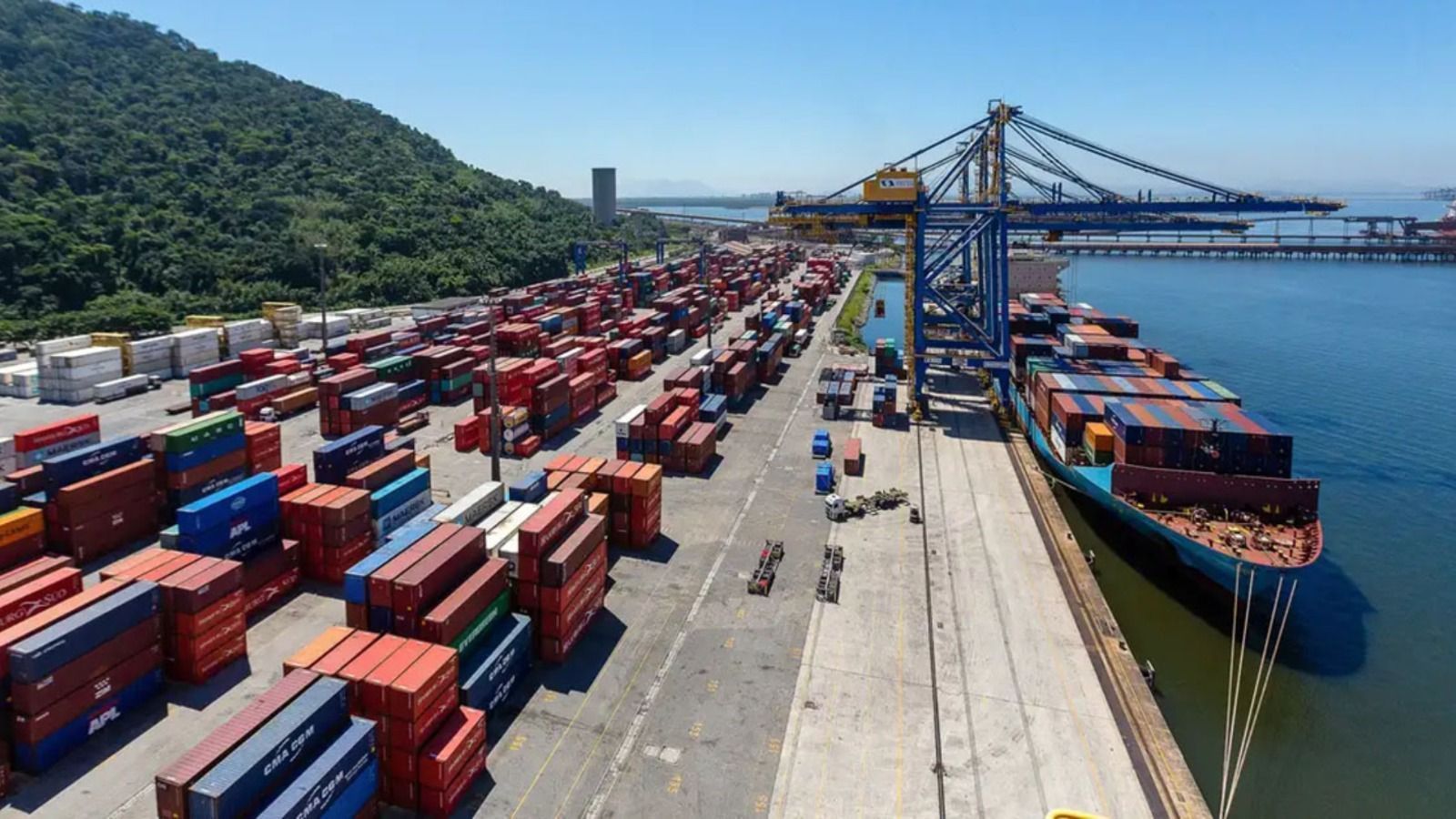 Tarifaço dos EUA derruba exportações e gera déficit para Minas