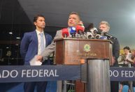 Viana chama decisão de Mendonça de 'vitória constitucional'