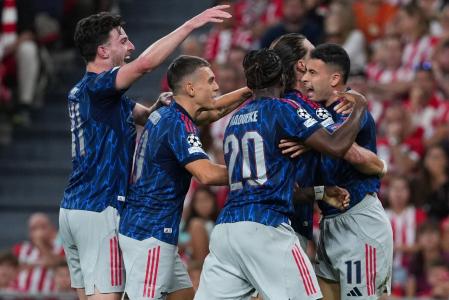 Martinelli marca em vitória do Arsenal na Champions