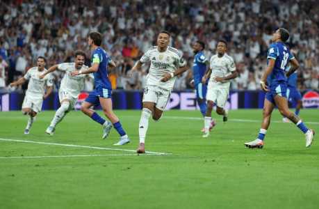 Mbappé celebra gol da vitória do Real Madrid
