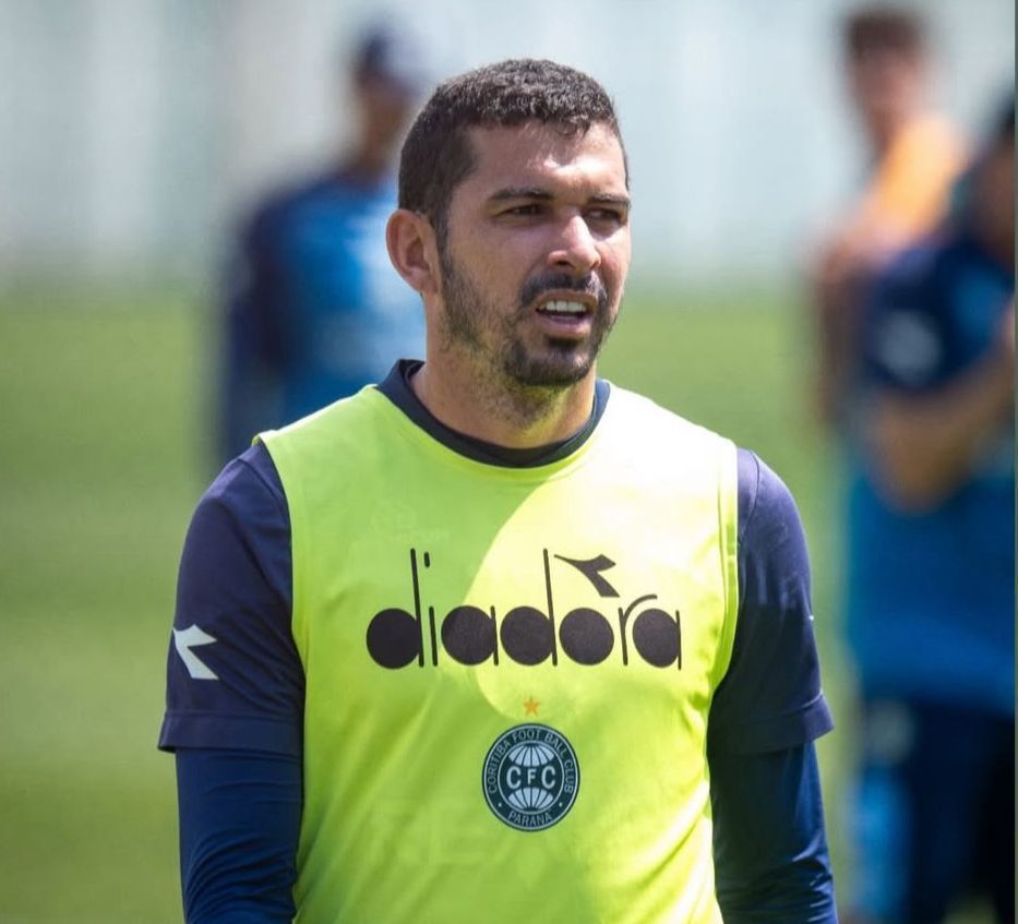 Coritiba tem novidade, e Mozart espera outros retornos para enfrentar o América