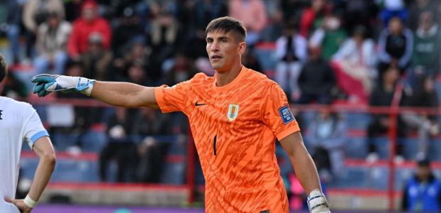 Rochet, do Inter, é titular da Seleção Uruguaia e deve ser convocado para a Copa do Mundo