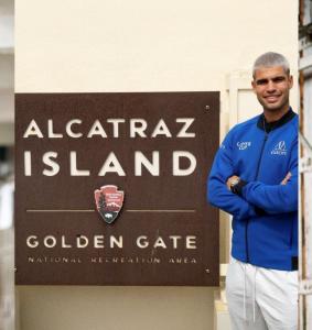 Carlos Alcaraz visita prisão de Alcatraz, na Califórnia