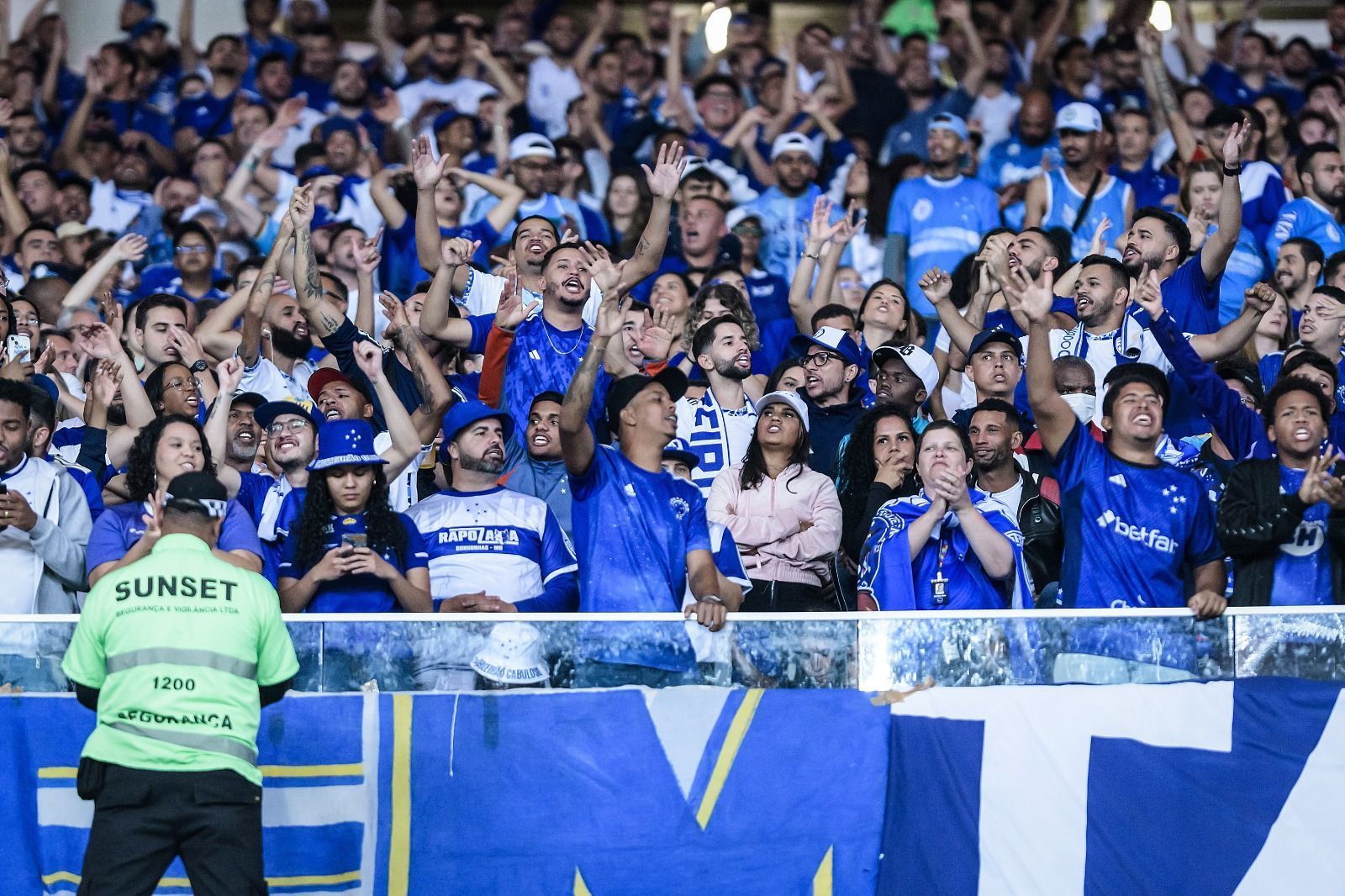 Flamengo x Cruzeiro: saiba como comprar ingressos para duelo no Maracanã