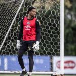 Conheça Diogenes, possível goleiro do Santos para clássico contra São Paulo