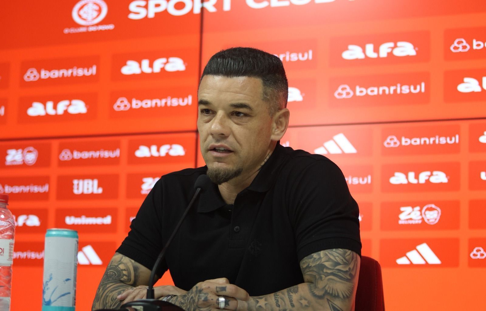 Atrasos no Inter? D'Alessandro é direto sobre salários e direitos de imagem