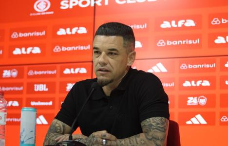 D'Alessandro concedeu entrevista coletiva nessa quinta-feira (18), no CT Parque Gigante, em Porto Alegre