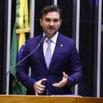 Celso Sabino se reúne com Lula e decide se fica ou não no cargo