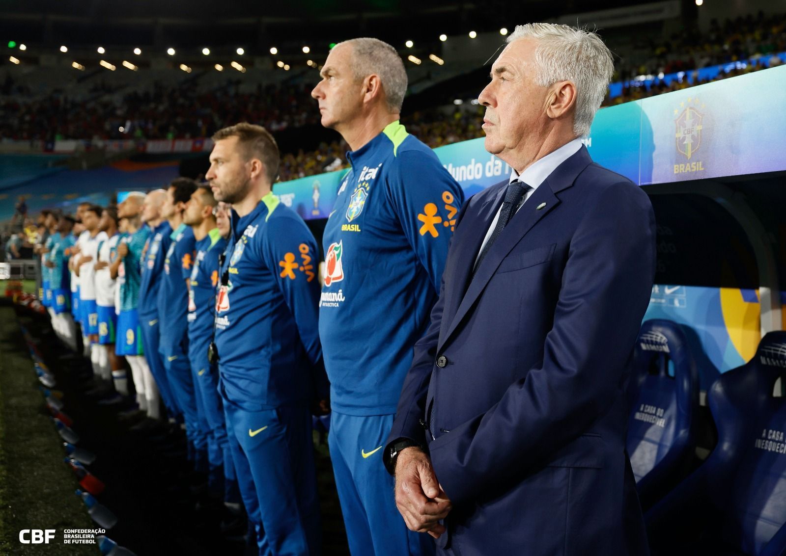 Comissão técnica da Seleção Brasileira estará em jogo do Cruzeiro no Brasileirão