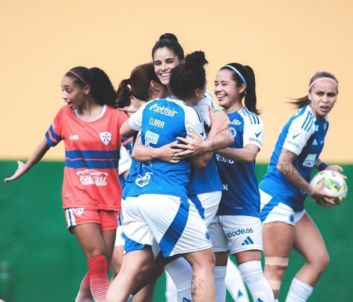 Cruzeiro massacra Araguari por 21 a 0 na estreia do Campeonato Mineiro Feminino