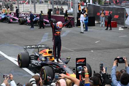 De ponta a ponta, Verstappen vence GP do Azerbaijão de Fórmula 1; Bortoleto fica em 12º