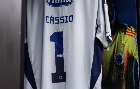 Cruzeiro utilizou o novo uniforme de goleiros em jogo contra o RB Bragantino