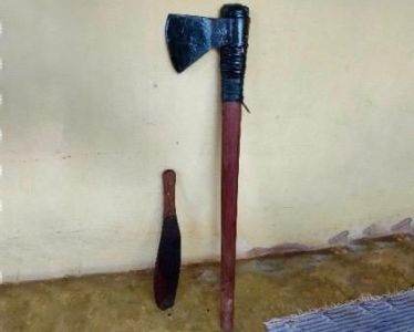 Armas usadas no crime foram apreendidas pela perícia da Polícia Civil.