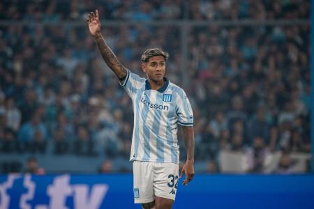 Racing se classificou nesta terça-feira (23), ao eliminar o Vélez Sarsfield, na Copa Libertadores