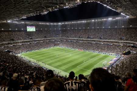 Arena MRV recebe o jogo entre Atlético e Bolívar, nesta quarta-feira (24), às 19h (de Brasília)
