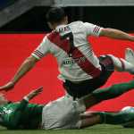 Titular sofre lesão, e Palmeiras tem expulsão no banco contra River Plate
