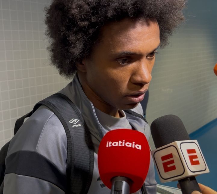 Willian é direto sobre adaptação no Grêmio e elogia atuação do time contra Botafogo