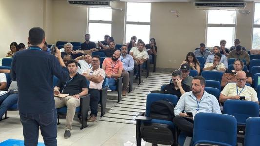 Crea-MG intensifica fiscalizações e estratégias de valorização profissional no Norte de Minas para garantir segurança e ampliar sua presença no interior.