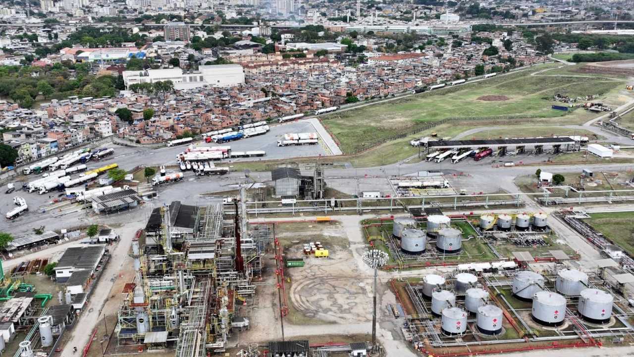 Contumaz O que é o devedor contumaz? PL no Congresso quer punir sonegadores como ...