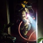 Bombeiros controlam incêndio em residência no Bairro Dr. João Alves em Montes Claros