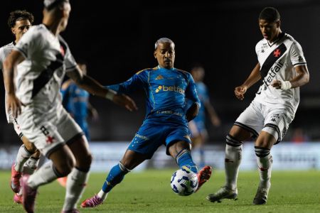 Cruzeiro enfrentou o Vasco em São Januário, neste sábado (27), pelo Campeonato Brasileiro