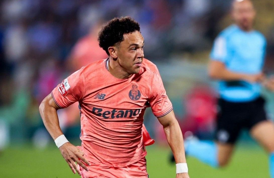 Titular de clube europeu revela desejo de retornar ao Grêmio e fala sobre Arthur