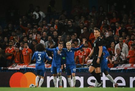 Chelsea derrota o Benfica e vence pela primeira vez na Liga dos Campeões