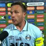 Grêmio: Arthur se revolta com expulsão de Kannemann e dispara contra arbitragem