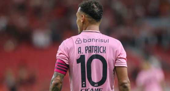 Alan Patrick marcou o primeiro gol do Inter contra o Botafogo
