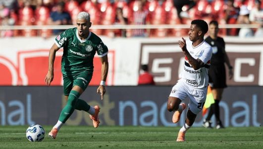 Andreas Pereira esteve envolvido em lance polêmico em São Paulo x Palmeiras