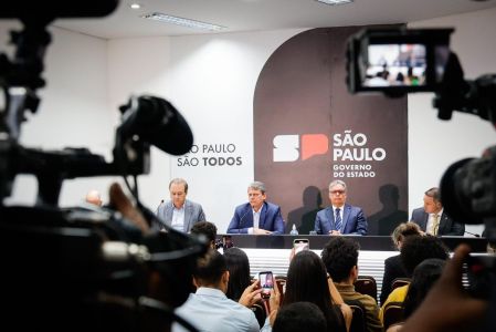 Governador de São Paulo pede para que fabricantes de bebidas orientem o cidadão sobre os produtos falsificados