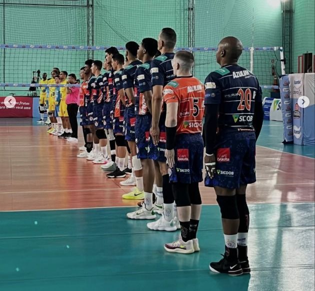 Em jogo equilibrado, Araguari vence Monte Carmelo pelo Mineiro Masculino de Vôlei