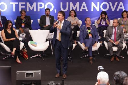 Ministro da Educação, Camilo Santana (PT)