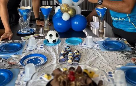 Wanderson comemorou o aniversário com tema do Cruzeiro